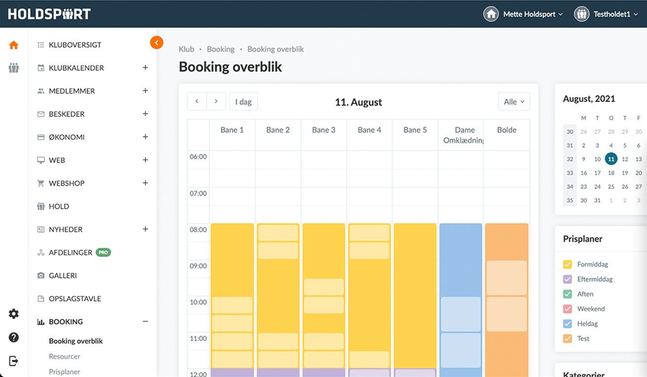 Booking overblik i Holdsport med ressourcer og farvede tidsrum